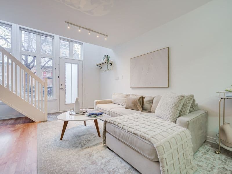 Chic 1BR Loft Townhouse